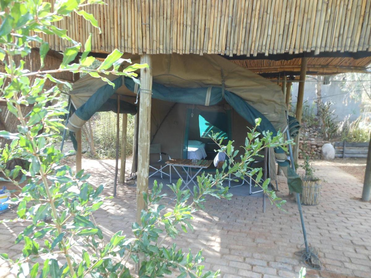 Amber Lagoon Backpackers Lodge Vleirivier 外观 照片